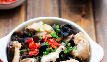 Gà hấp nấm cho bữa ăn đầm ấm