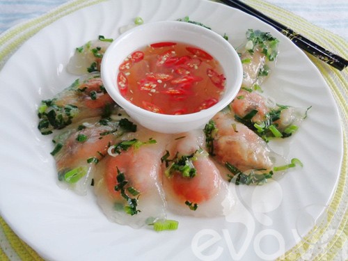 1408446647 banh bot loc13