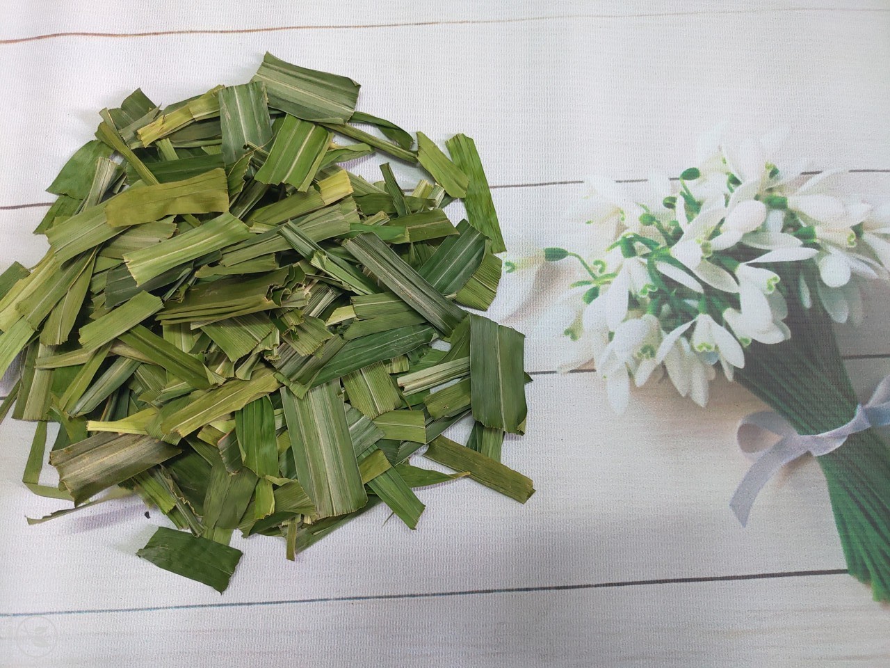lá dứa sấy